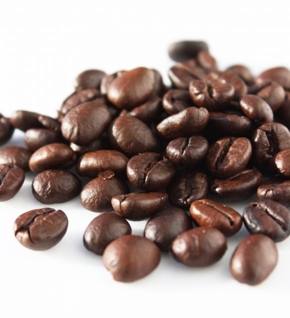 Mucchio di chicchi di caff Mucchio di chicchi di caff